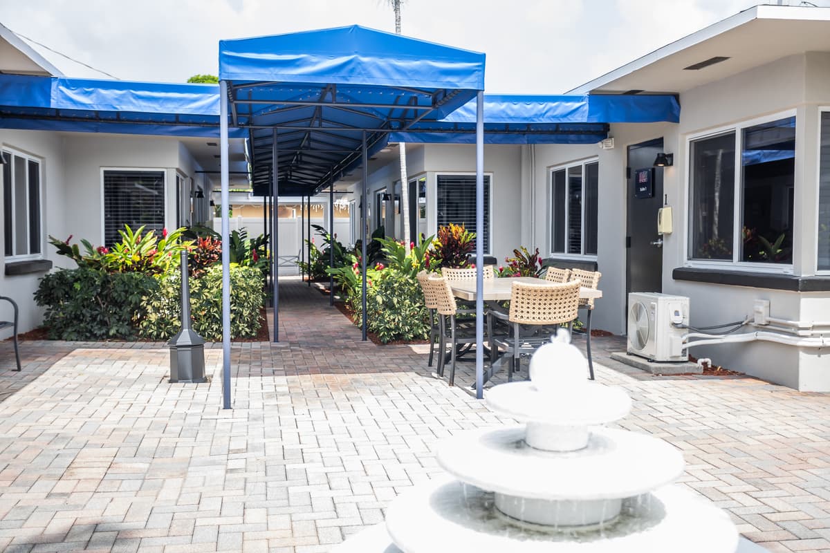 West Palm Beach scenery near Amity Palm Beach